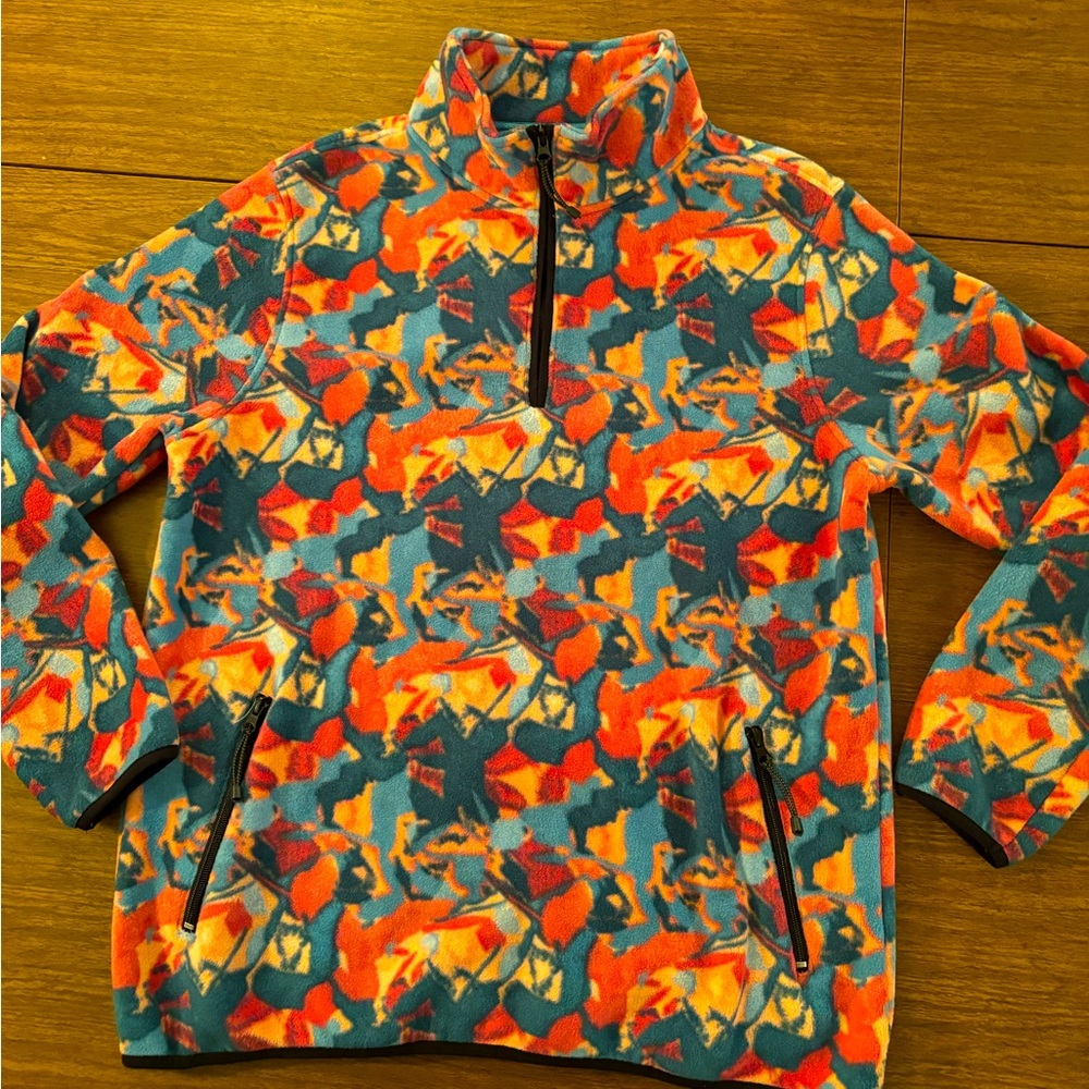 Men’s Pacsun printed fleece 1/2 zip pullover. Size Medium, EUC-like new
